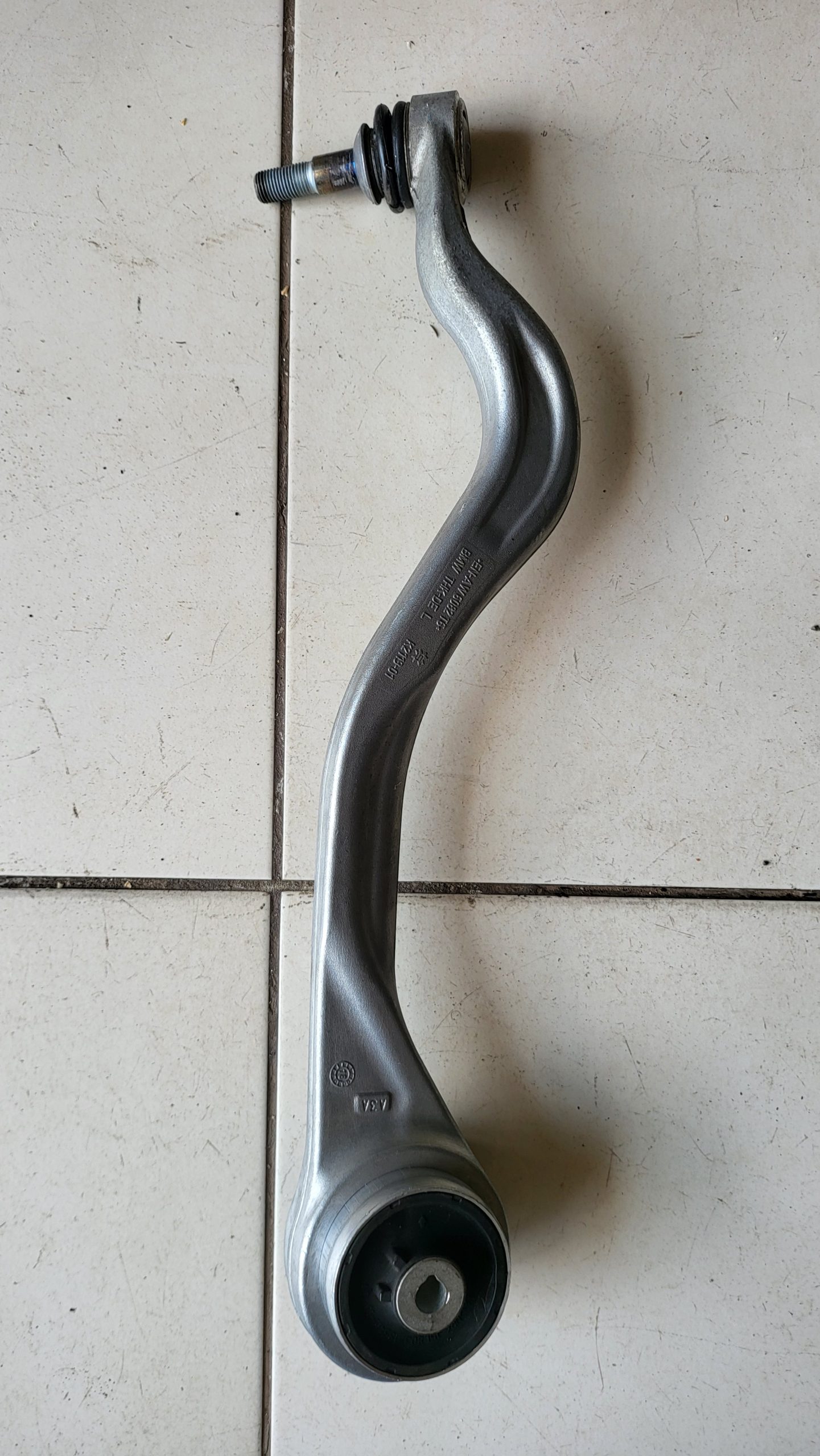BMW G29 Z4 30i M40i Control Arms 6878587 / 6878588