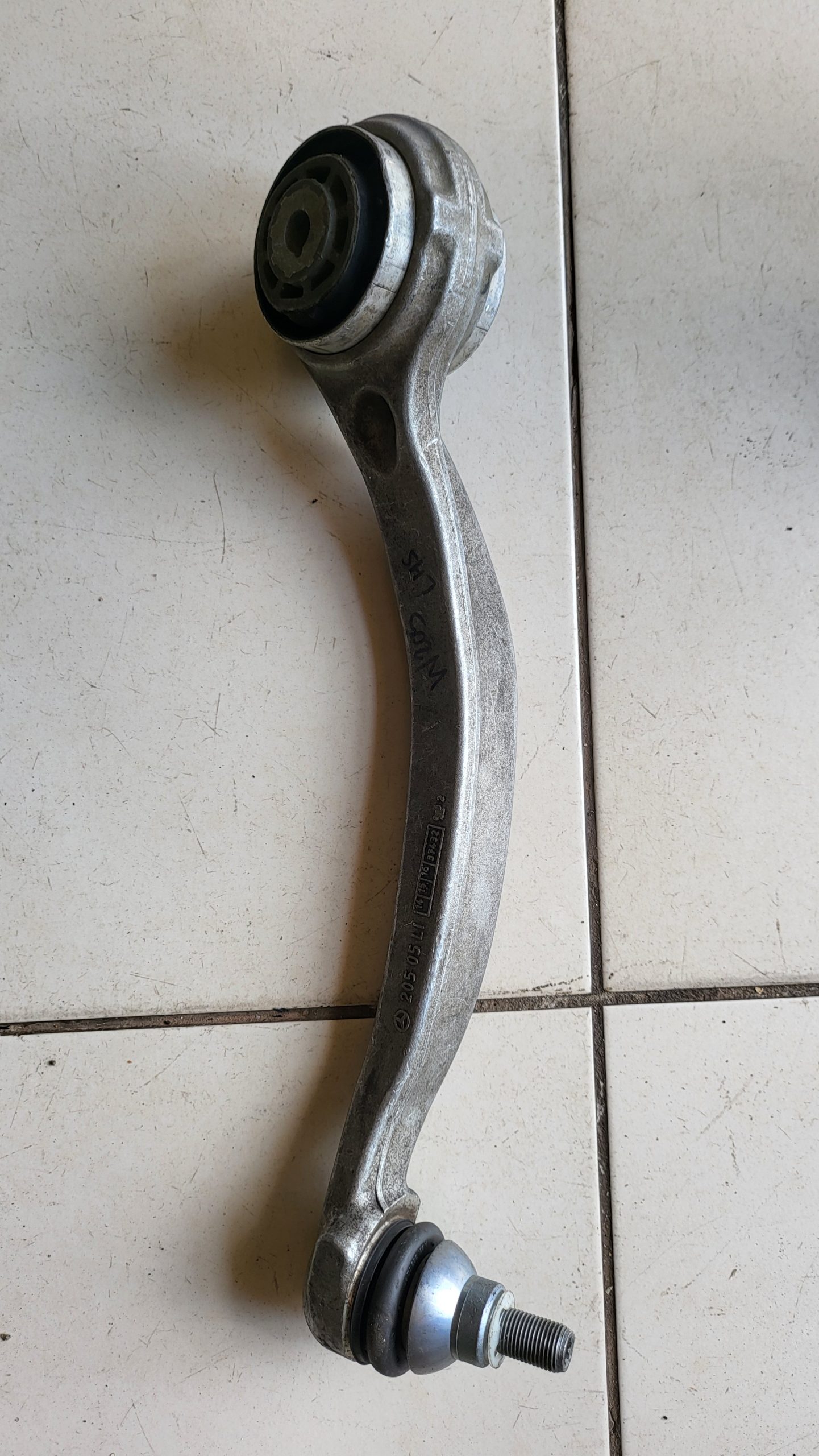 BMW Control Arms 6878587/6878588