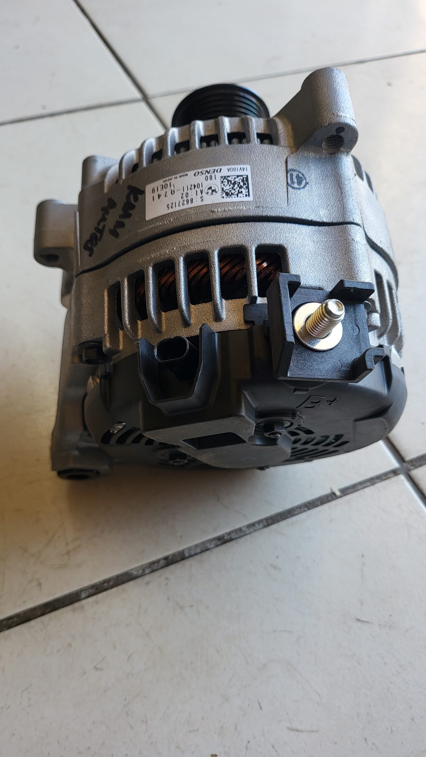 BMW OEM 3 4 Series X2 Alternator 8627125 - Image 2