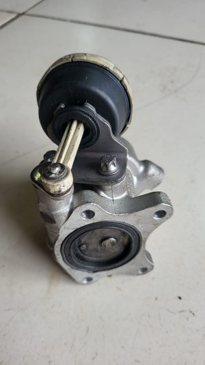 BMW airflow valve BMW turbo valve BMW G30 parts BMW G05 turbo parts OEM BMW turbo components BMW engine parts SA used BMW parts South Africa