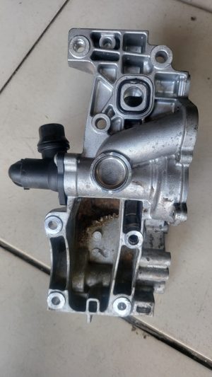 BMW B48 water pump coolant motor for X5 G05 X6 G06 OEM part 8650988