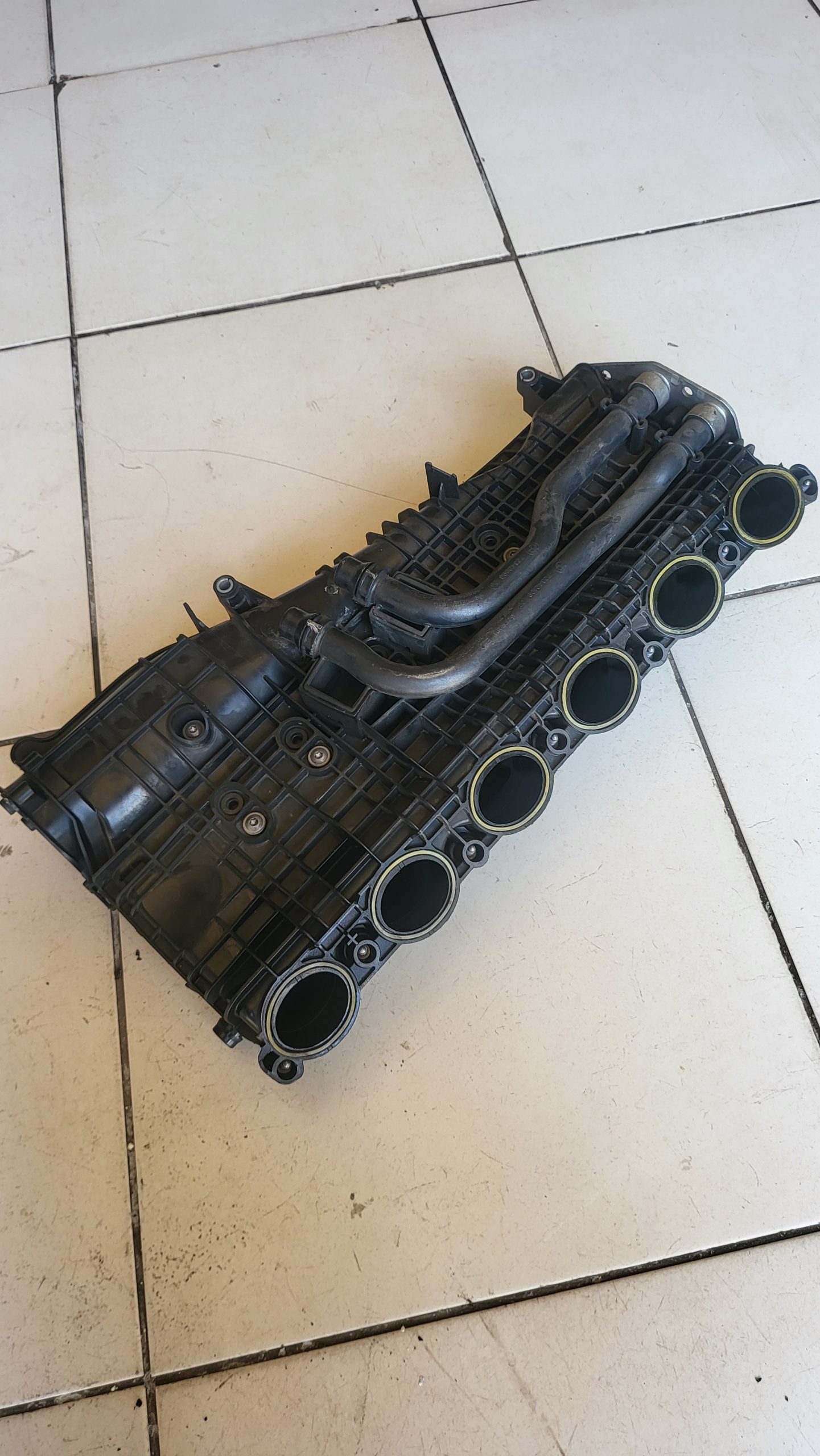 BMW F20 M140i B58 Inlet Intake Manifold Genuine OEM 72344084 FA418002 8603913