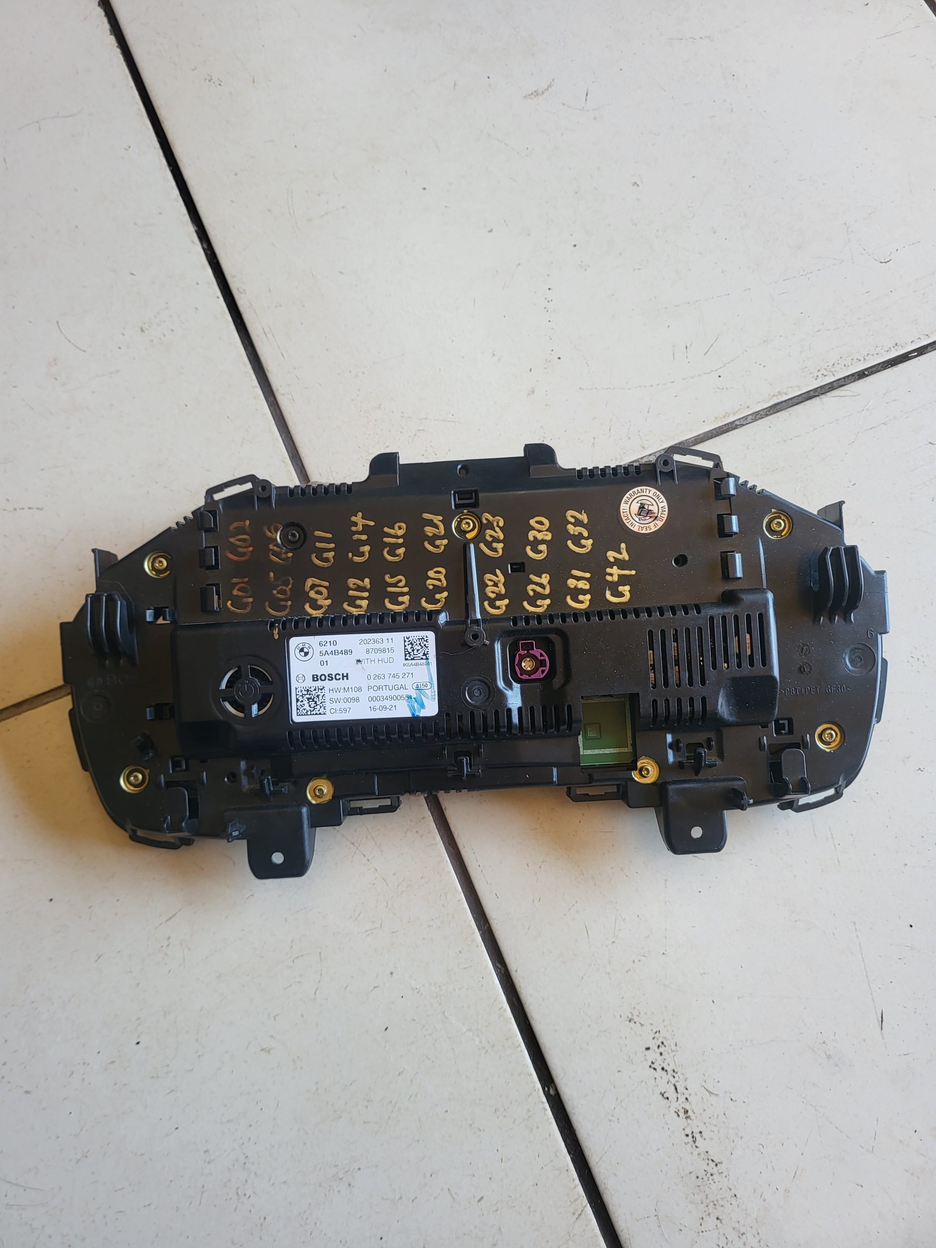 BMW Digital Cluster 621020236311 | 20236311 OEM - Image 2
