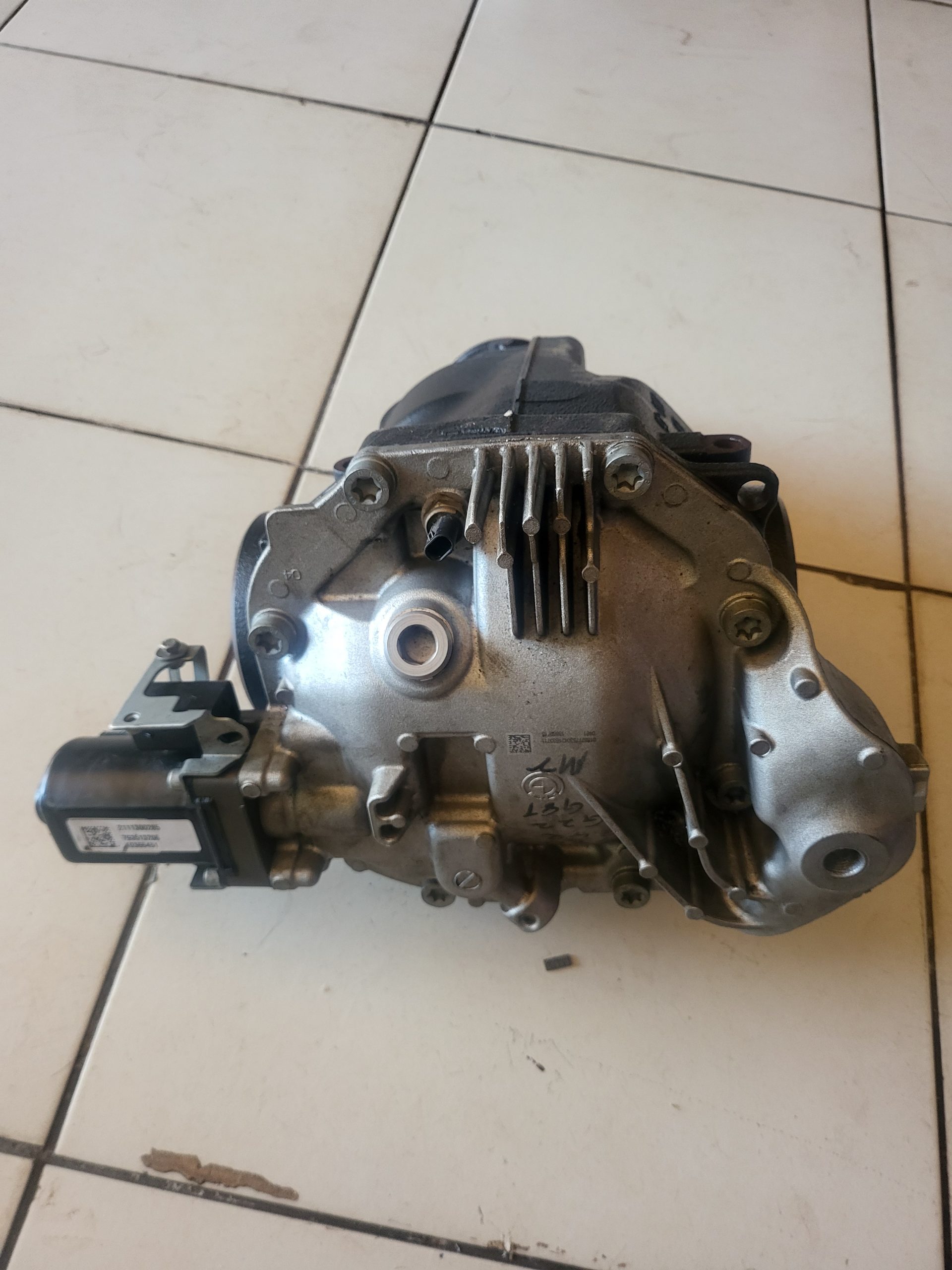 BMW G20 G21 G22 G23 G42 Rear Differential 8686989-09 2.81 - Image 2