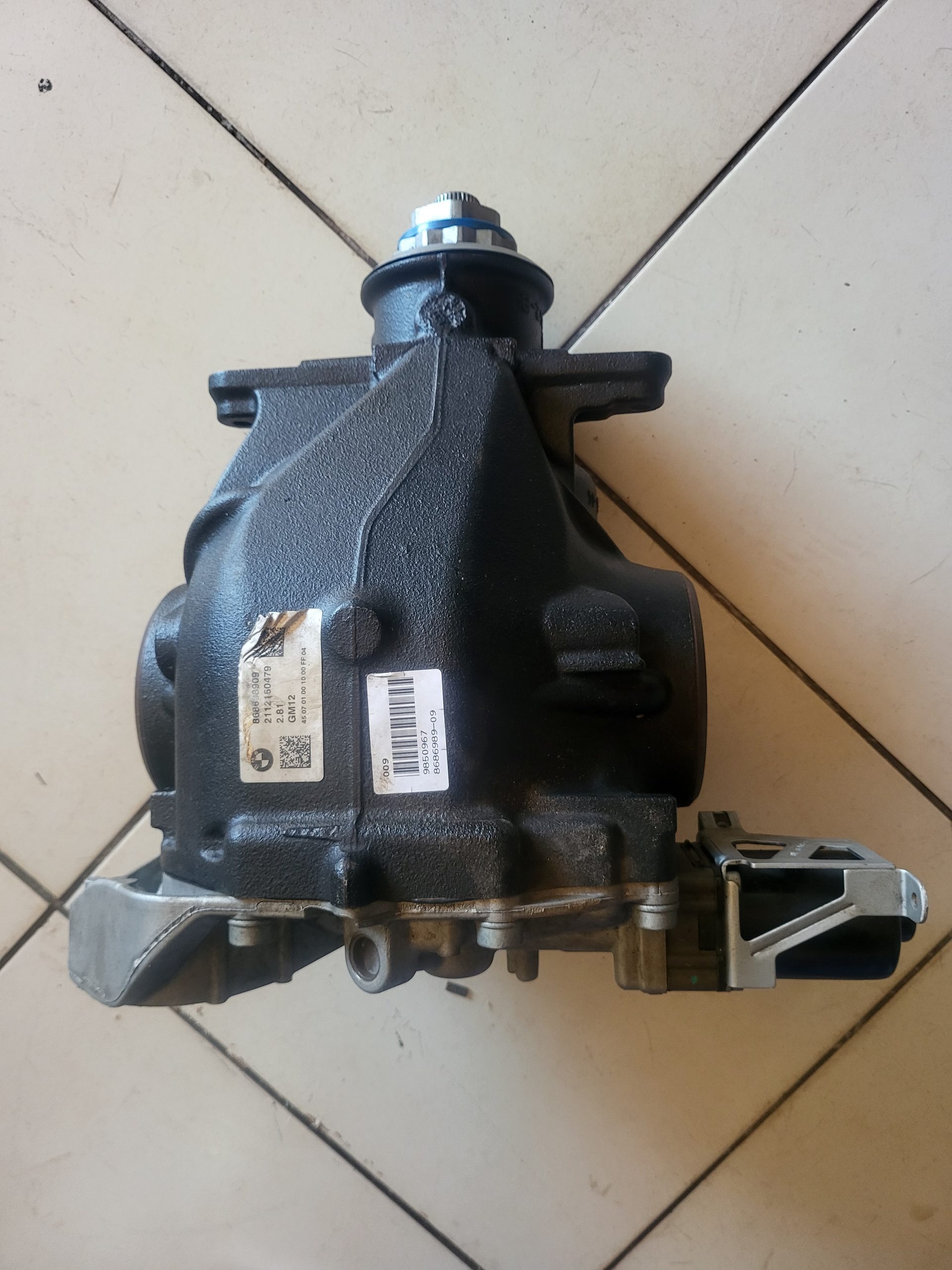 BMW G20 G21 G22 G23 G42 Rear Differential 8686989-09 2.81 - Image 9